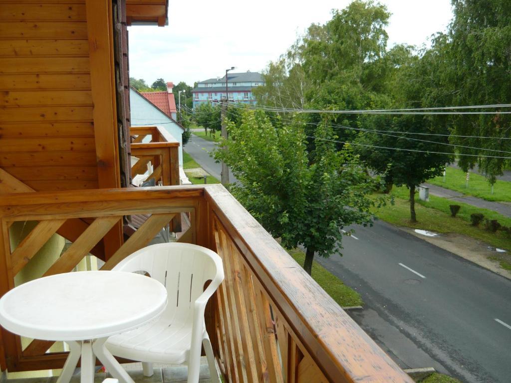 Erika Pension Keszthely Quarto foto
